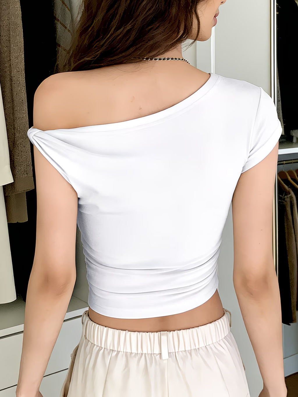Versatile Basic Off-Shoulder T-Shirt, Cropped Slim-Fit Top